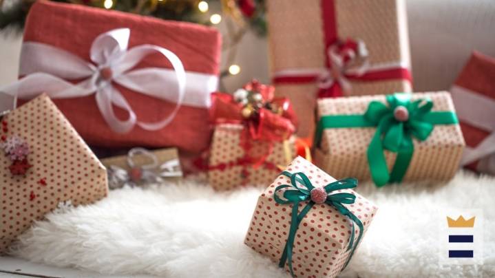 University Schools hosts annual Artists & Crafters Holiday Market