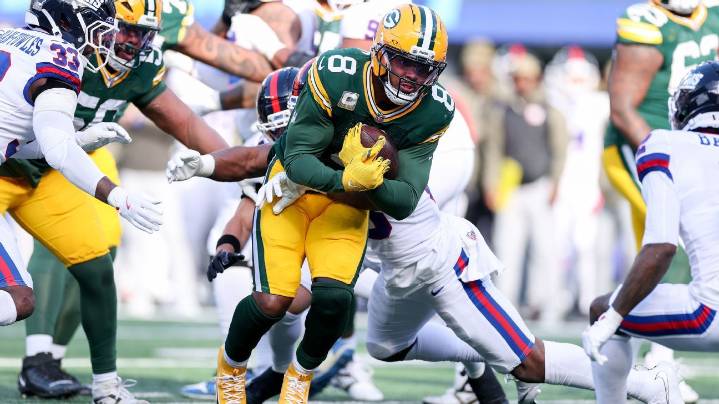 Packers' Josh Jacobs suffers knee injury, ruled out vs. Giants