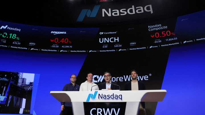 As government reopens, AI stocks crack as supply problems emerge