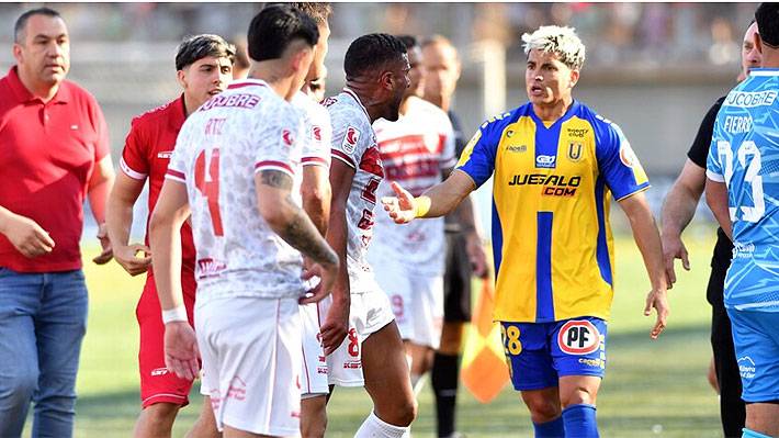 Arraigo nacional y prohibición de acercarse a la víctima: Jugador de Copiapó fue formalizado tras escándalo en la Primera B Posterior a la audiencia quedó en libertad.