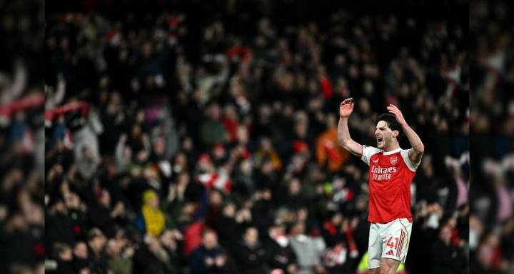 Arsenal golea 4-1 al Tottenham y consolida su liderato en Londres