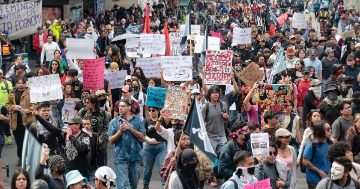 Generación Z toma distancia: Se deslindan de actos vandálicos antes de la marcha del 15 de noviembre