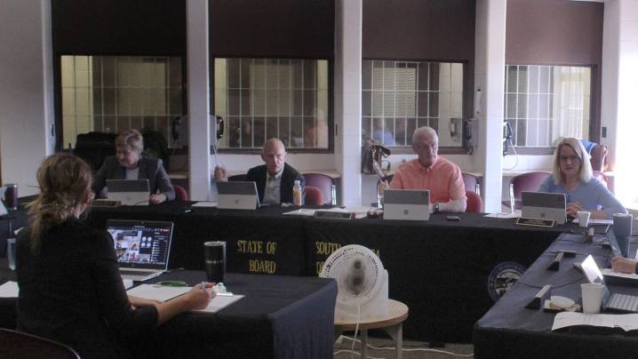 South Dakota looks for parole board applicants