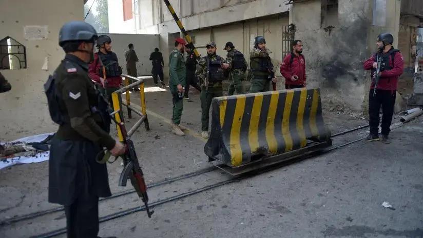 Pakistán: ataque suicida deja al menos tres fallecidos en un cuartel de paramilitares en Peshawar