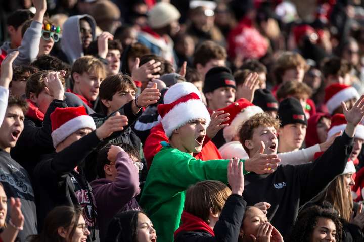 PHOTOS: Goodrich and Divine Child face off in football state semifinal