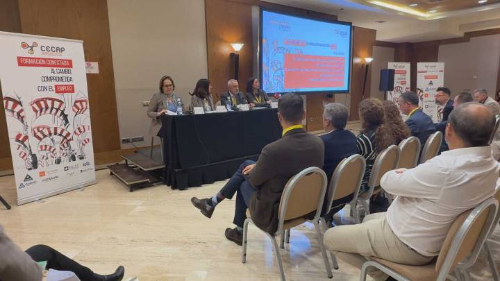 Rocío Blanco destaca en Córdoba el papel clave de la formación para impulsar empleo y empresas