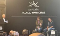 VIDEO.- Johnny Depp en La Plata: el “Pirata” más famoso saludará desde el balcón del Salón Dorado Municipal