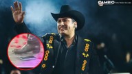 Julión Álvarez destruye el iPhone de una fan en pleno show (VIDEO)