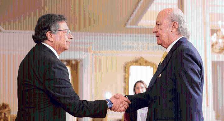 César Julio Valencia Copete, nuevo ministro de Justicia designado por Gustavo Petro El expresidente de la Corte Suprema de Justicia reemplaza a Eduardo Montealegre, quien renunció al cargo el pasado 2