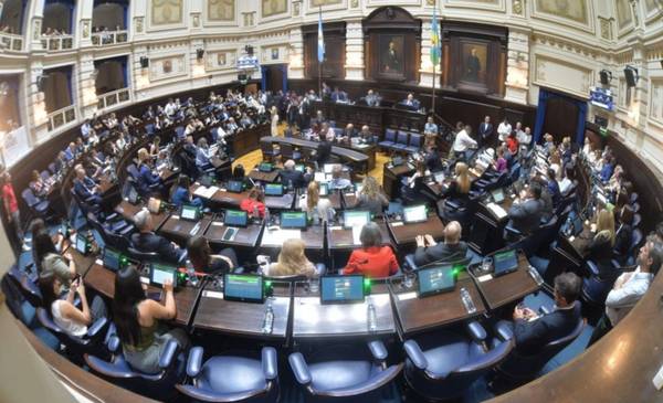 La ley de Presupuesto y el pedido de endeudamiento con estado parlamentario: cuándo se debatirá