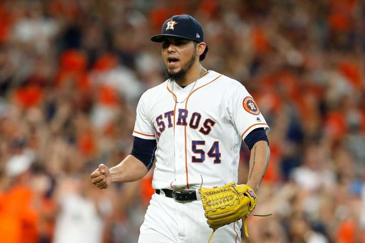 25 Facts About Roberto Osuna