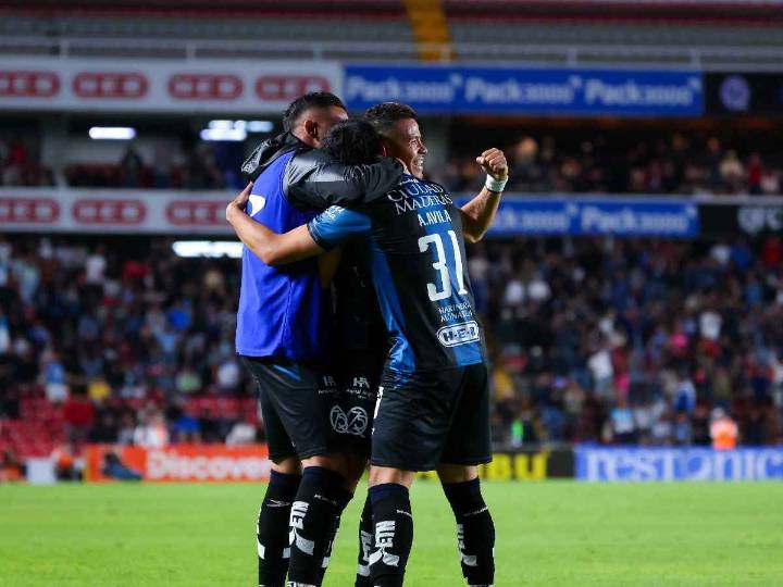 Querétaro vence a Mazatlán y mantiene vivas sus opciones de liguilla