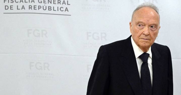 Morenistas alargan sesión en el Senado ante posible renuncia de Gertz