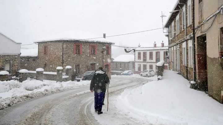 Una hostelera queda atrapada por la nieve en Aralar y cuenta cómo vive el aislamiento en 'Mediodía COPE': "Escuchas el silencio"
