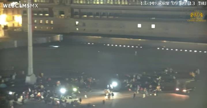 Despliegan megablindaje en Palacio ante protesta de CNTE; maestros ingresan por Catedral