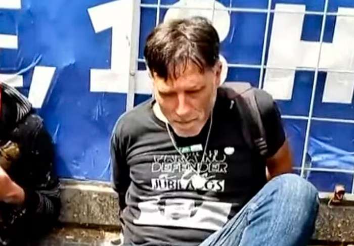 La Policía protagonista en marcha de jubilados en el Congreso: detuvieron al padre Paco