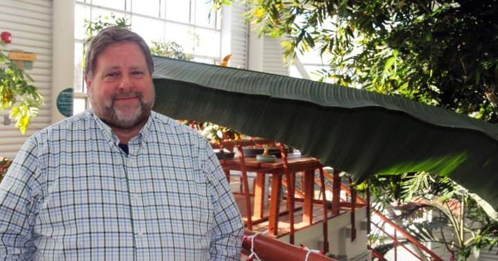 Botanic Gardens aiming to hire new director before new year, carry on Aker's legacy