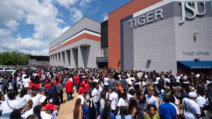 Seven out of eight Mississippi public universities increase enrollment