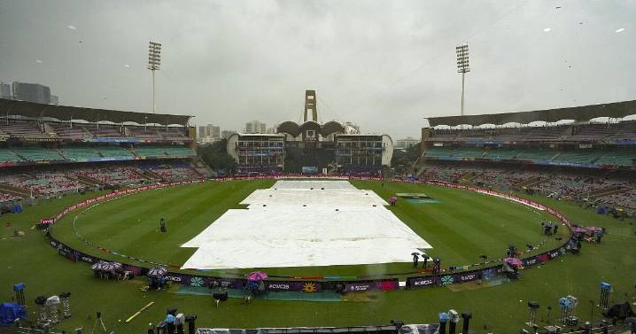 ICC Women's World Cup 2025: Persistent rain delays start of final match