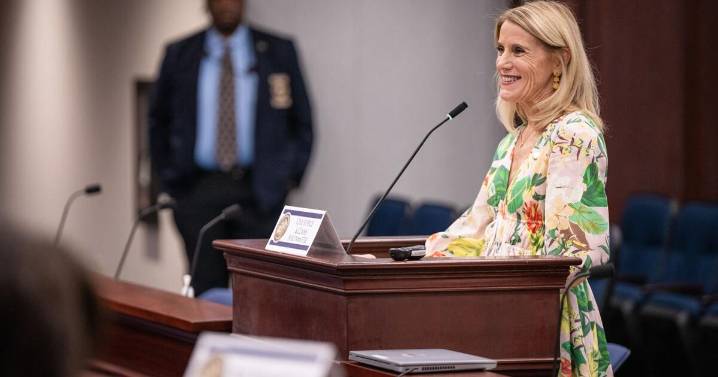 Vicki Lopez appointed to vacant Miami-Dade Commission seat after tight vote