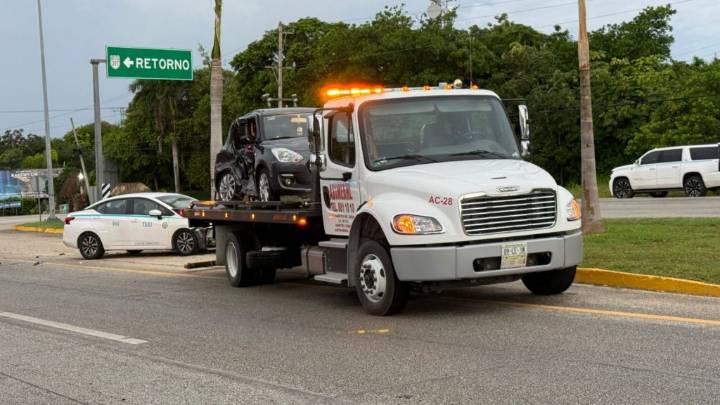 Accidente en la carretera federal 307 deja una persona lesionada