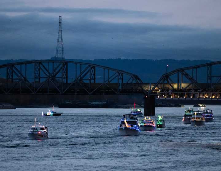 Christmas Ships deliver Santa to Vancouver waterfront on Friday