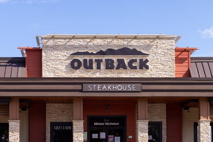 Outback cierra de manera abrupta 21 restaurantes