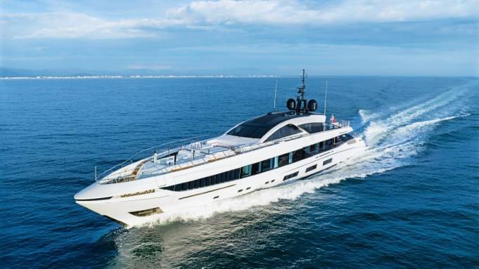 Billionaire Carolyn Aronson Is Diving Into Superyacht Collecting