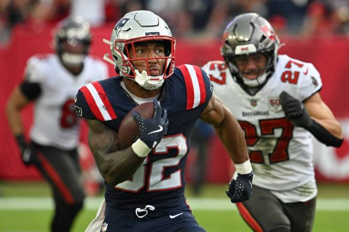 Patriots rookies break out with blazing-fast touchdowns vs. Bucs – Hartford Courant