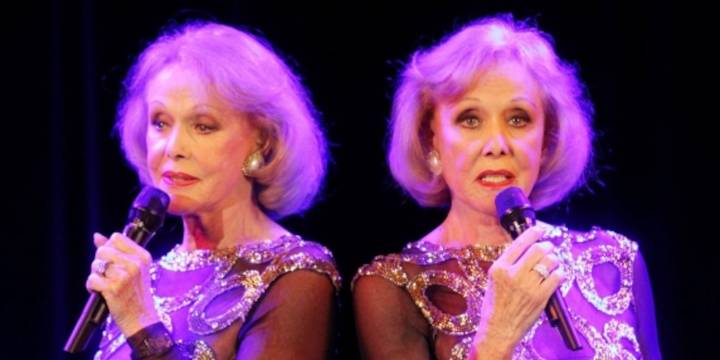 Las gemelas Kessler, estrellas del espectáculo europeo, murieron juntas por suicidio asistido