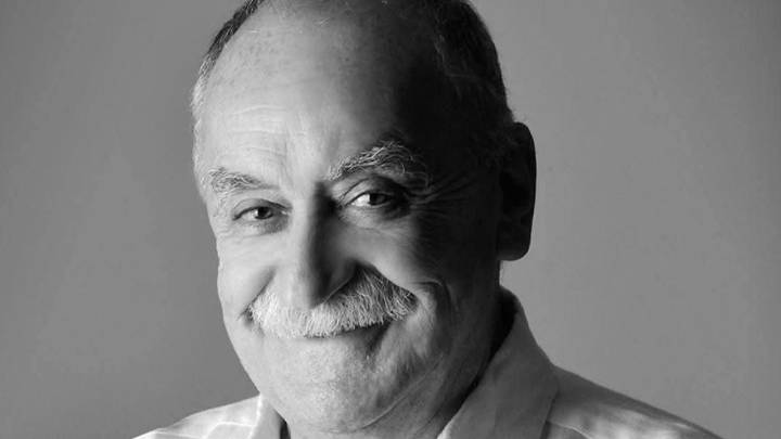 Luto mundial en el fútbol por la muerte de Xabier Azkargorta