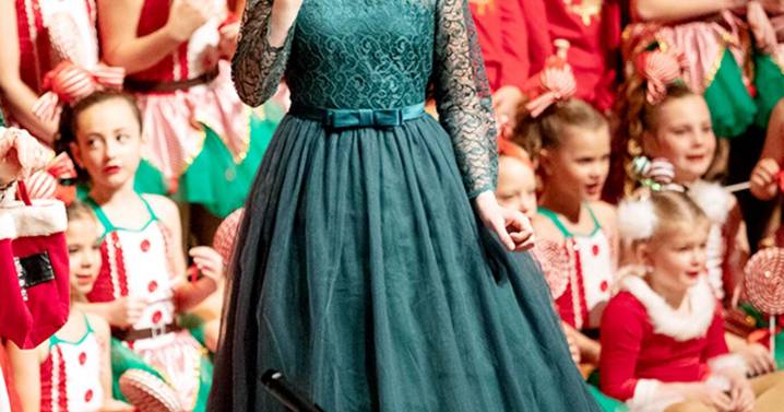 Area girl to sing with Warren band