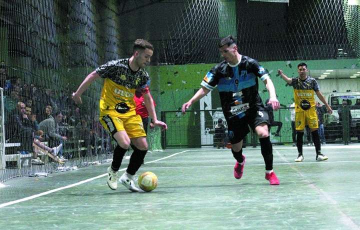 Camioneros y San Isidro comienzan a definir el campeonato