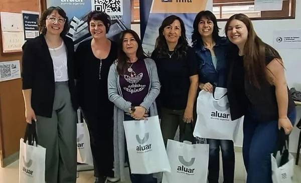 Las Damas Rosadas participaron de una capacitación para organizaciones sociales