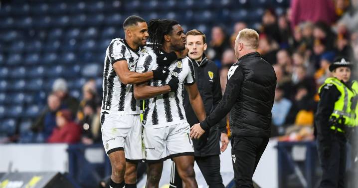 Magic Mika Mandron stars as St Mirren maul Motherwell to book Premier Sports Cup Final spot
