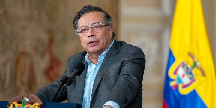Gustavo Petro habló de los abucheos al ministro de Minas: “Efectivamente fue abucheado, pero no por suspender a lo ricos”