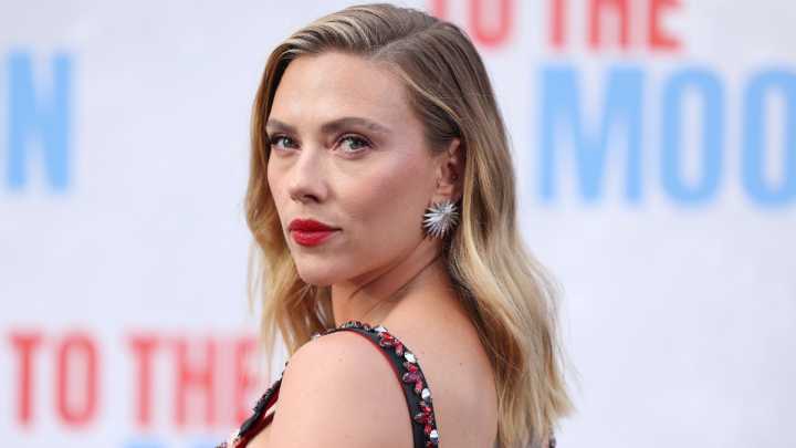 Los 8 tonos de labiales que estarán de moda en Navidad y que favorecen después de los 50