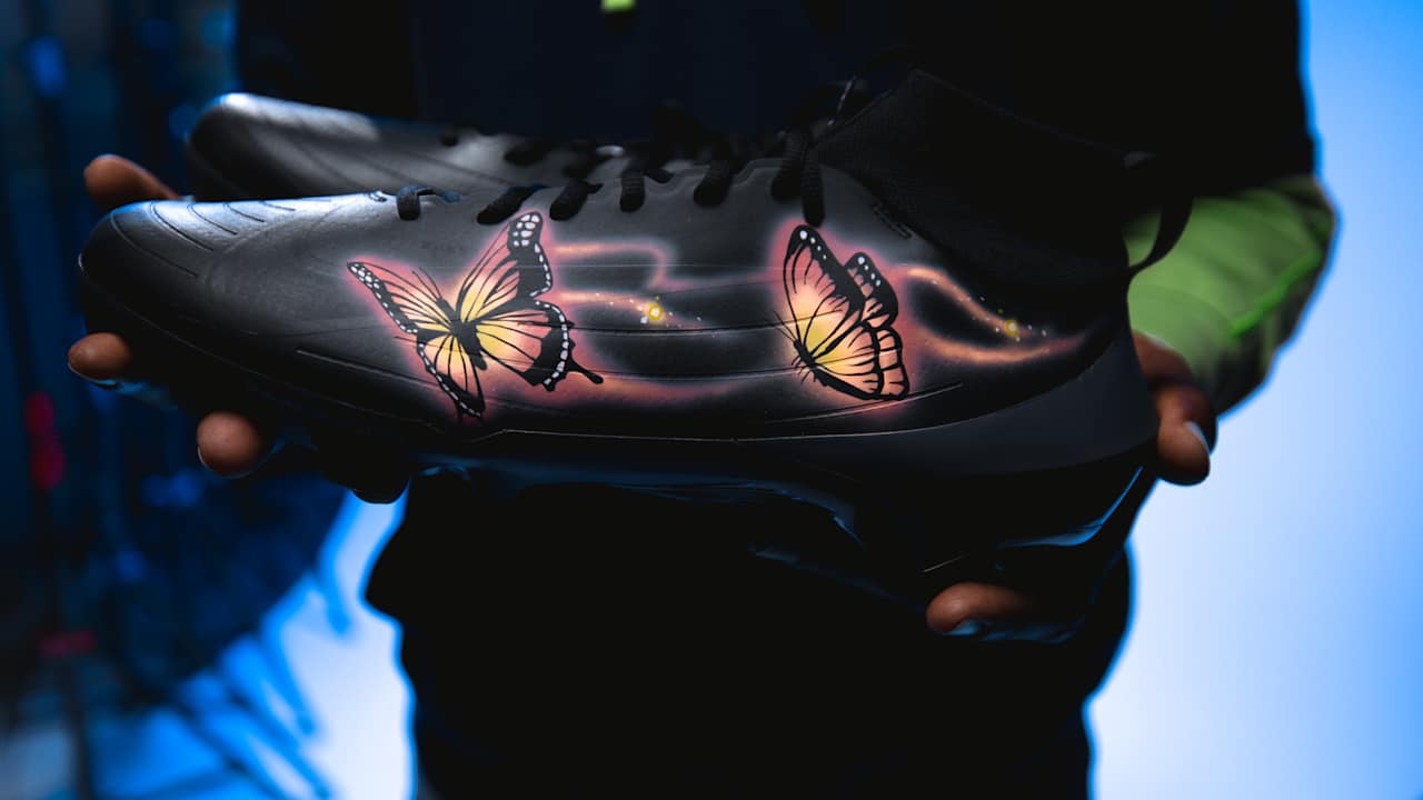 Ernest Jones IV Supports Wings For Ewing For My Cause My Cleats In Honor Of Late Father