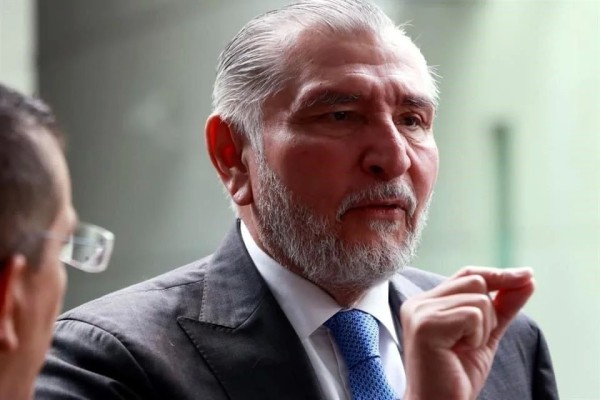 Recibe Sheinbaum a Adán Augusto en Palacio Nacional