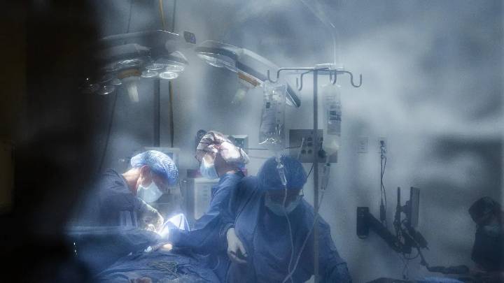 El primer trasplante de corazón en un hospital público de Colombia se hizo en Medellín