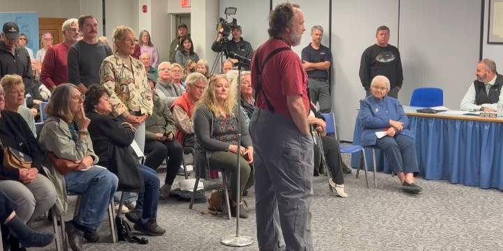 Proposed ICE operational center plans in Plattsburgh passed by planning board