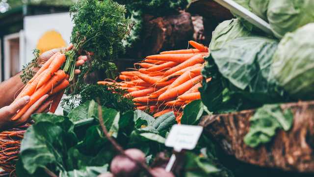 Cherished farmers market to close after 41 years in Apopka