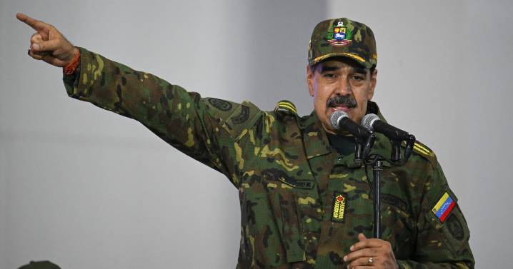 Maduro ordena a la Aviación estar «alertas, listos y dispuestos» para defender a Venezuela