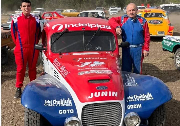 Tres generaciones de Nomdedeu, abuelo y nieto, consolidan su leyenda con la cupecita