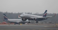 Choque de dos aviones en aeropuerto en NY pone en evidencia la crisis de controladores aéreos en EEUU