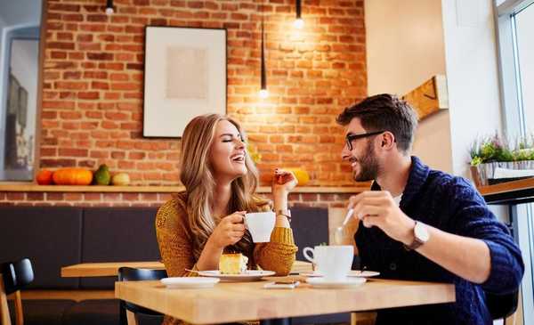 Así fue la reacción de una joven ante una actitud de su cita: "Sos un rata"