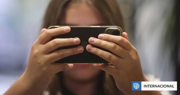 Dinamarca busca prohibir el uso de redes sociales a menores de 15 años con nuevo proyecto de ley