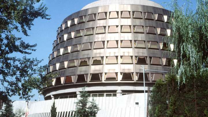 El TC admite el recurso contra ley de energía aragonesa y suspende los preceptos recurridos