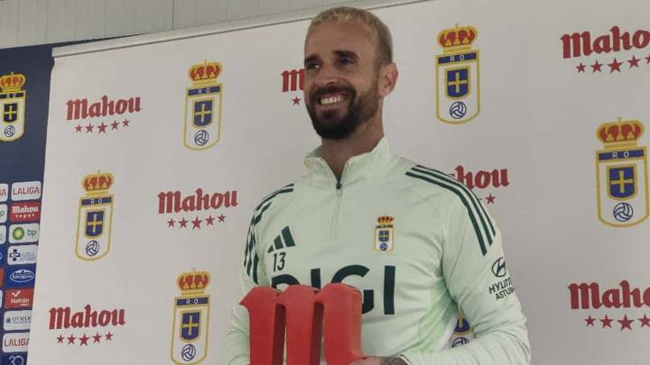 Aarón Escandell, antes del Oviedo-Rayo: «Hay que hacerse grandes en casa y salir con todo»