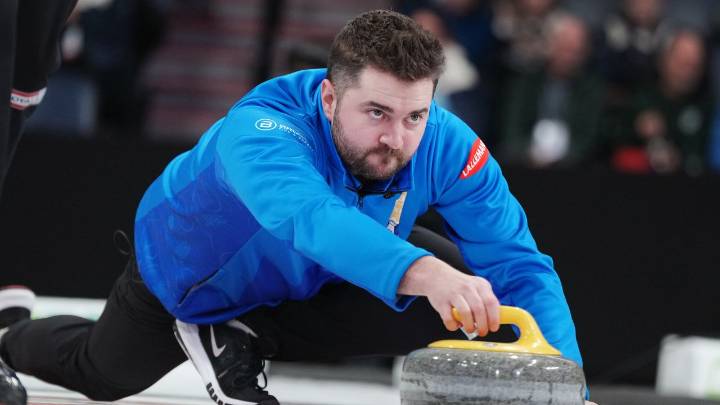 Dunstone beats McEwen in semis, to face Jacobs in Olympic trials final